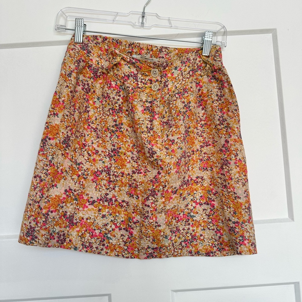 XS Urban Outfitters skirt. Cute for summer!